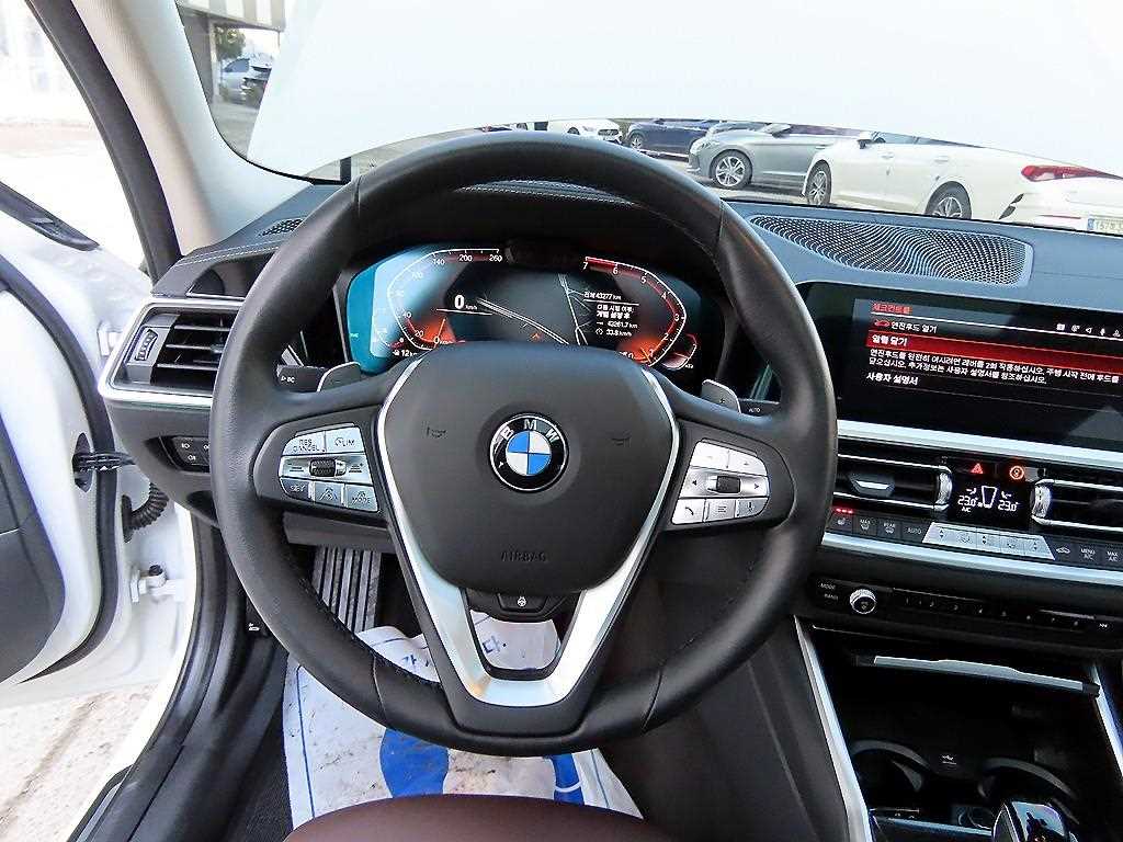 BMW 3 series - Vista 8