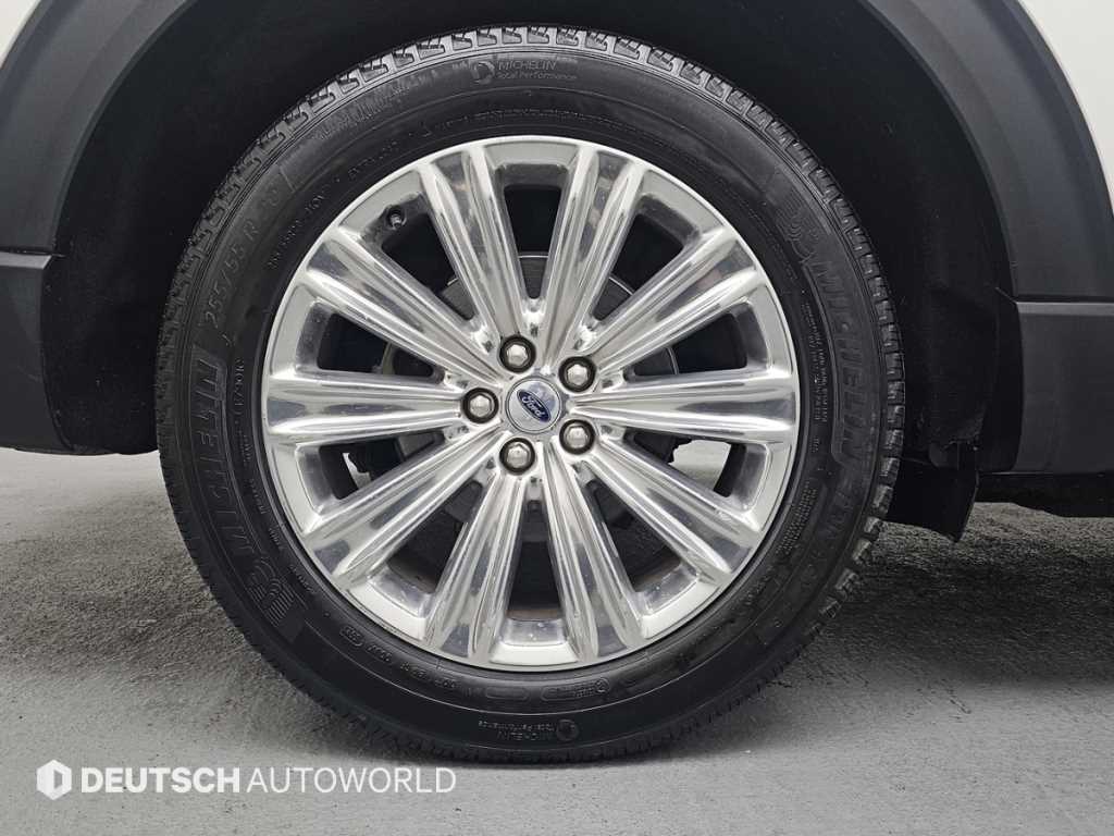 Ford Explorer - Vista 5