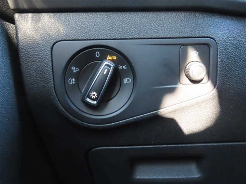 Volkswagen Tiguan - Vista 11