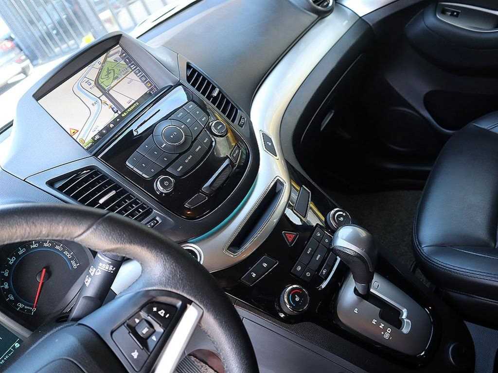 Chevrolet Orlando - Vista 10