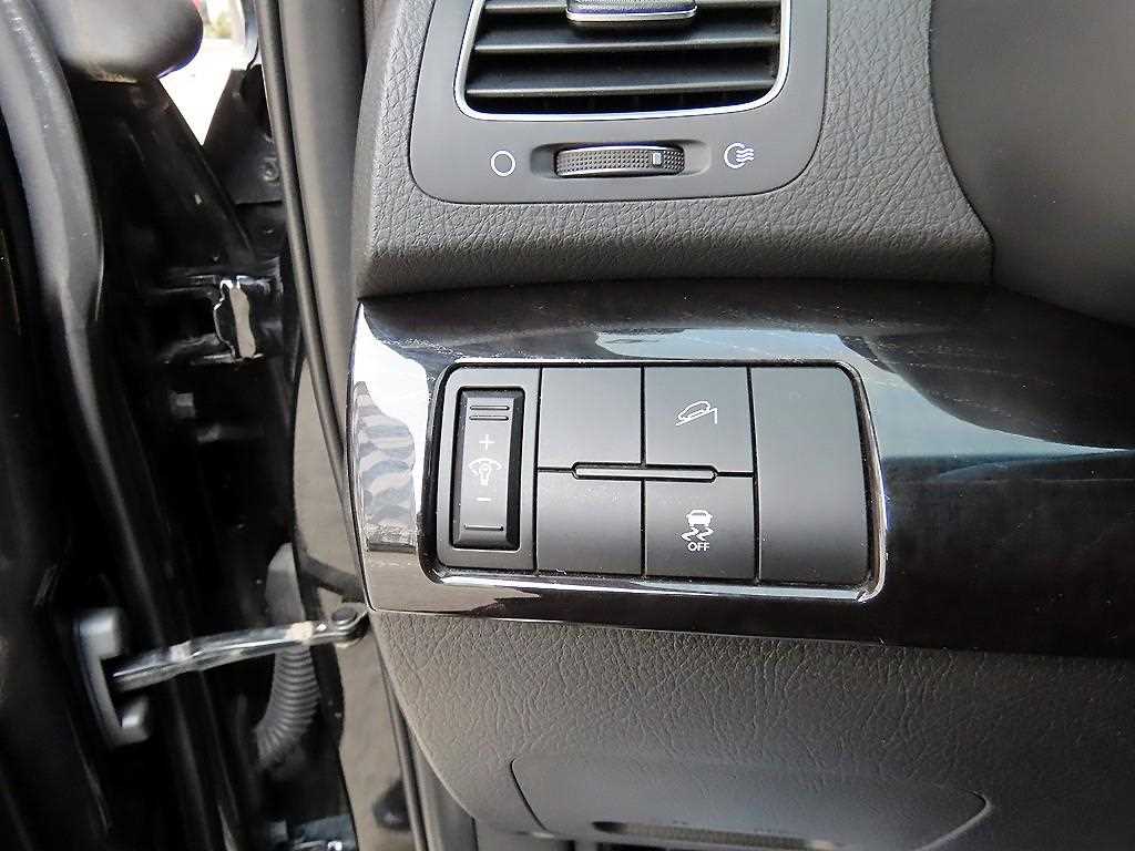 KIA Sorento - Vista 11