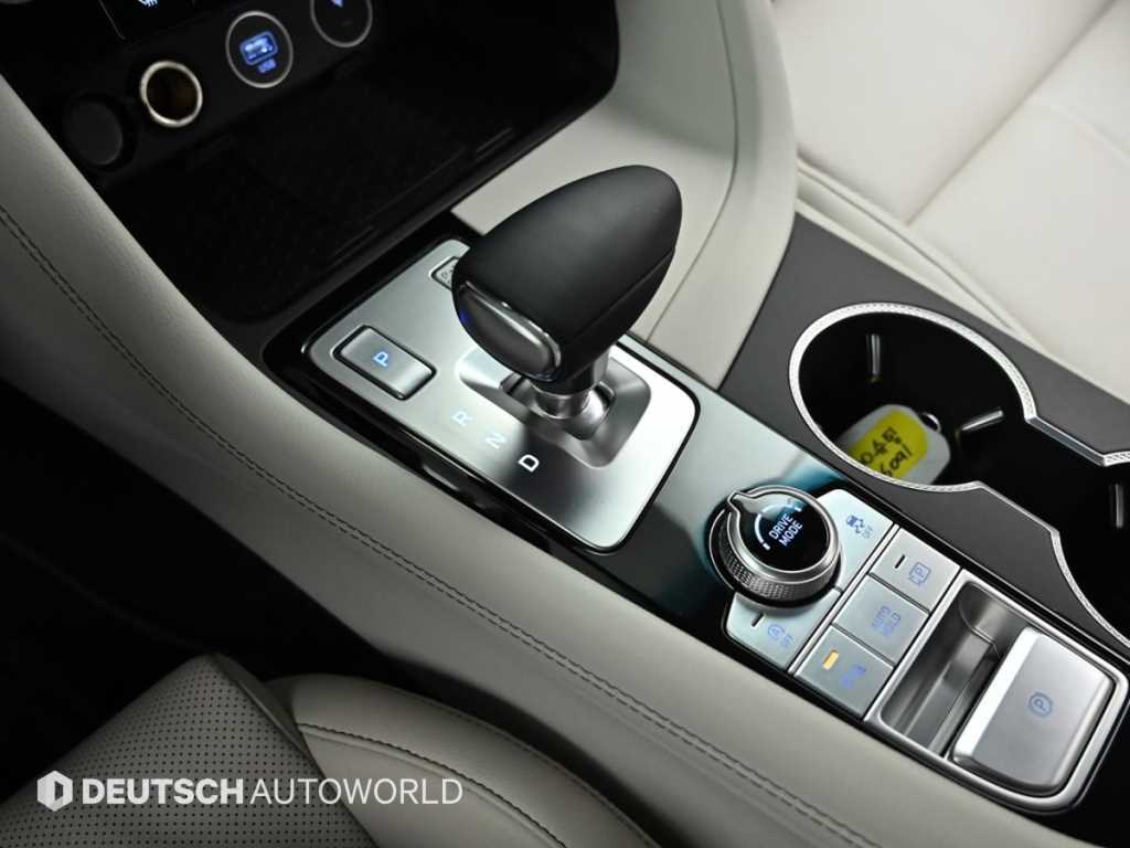 Genesis G70 - Vista 9