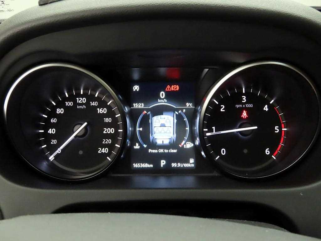 Land Rover Discovery Sports - Vista 5