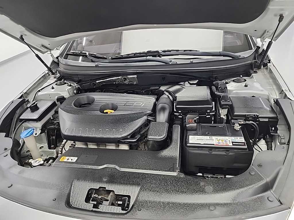 HYUNDAI Sonata - Vista 6