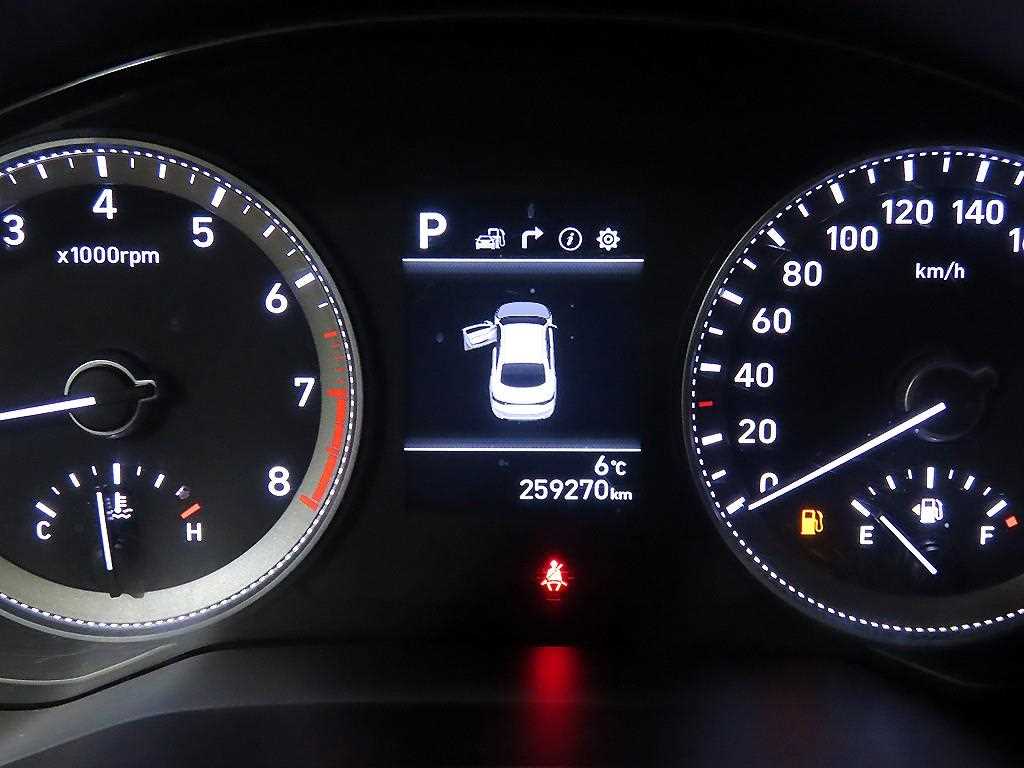 HYUNDAI Grandeur - Vista 9