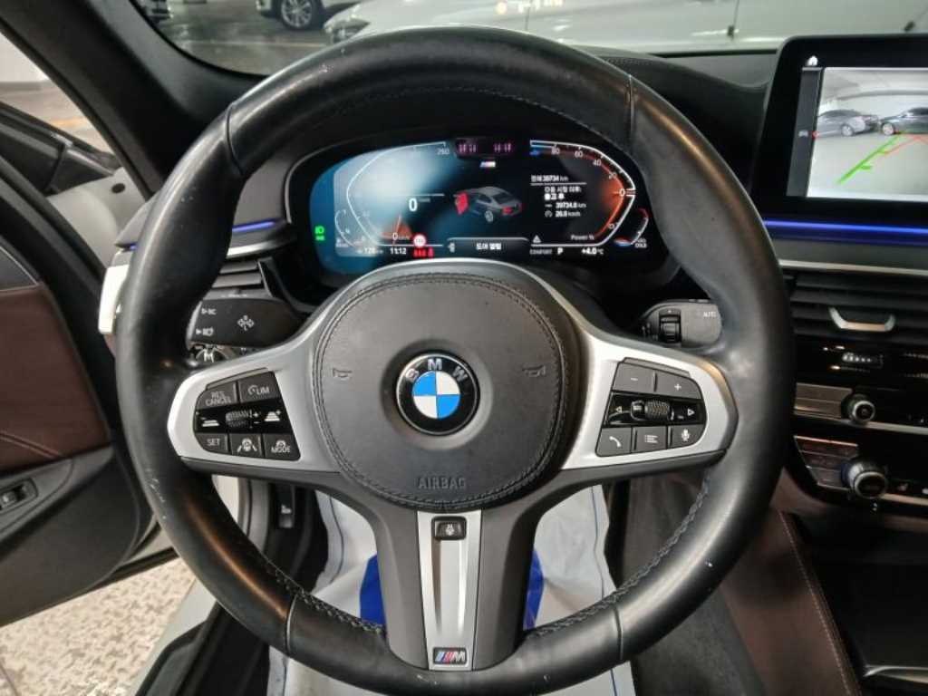 BMW 5 Series - Vista 8