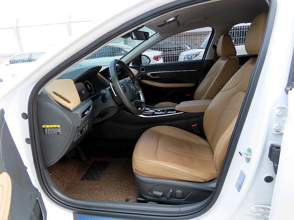 HYUNDAI Sonata - Vista 5