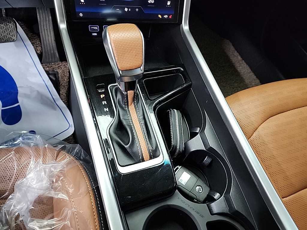 Ssangyong Torres - Vista 8