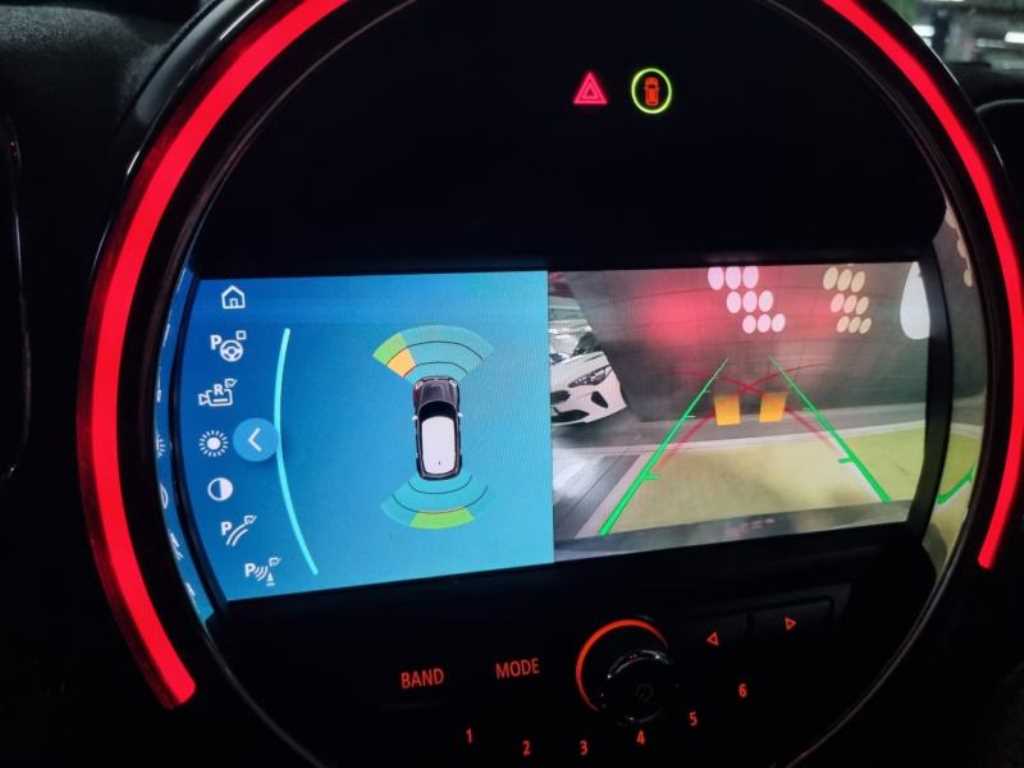 Mini Countryman - Vista 9