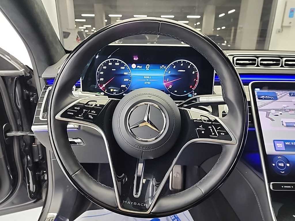 Mercedes Benz S Class - Vista 9