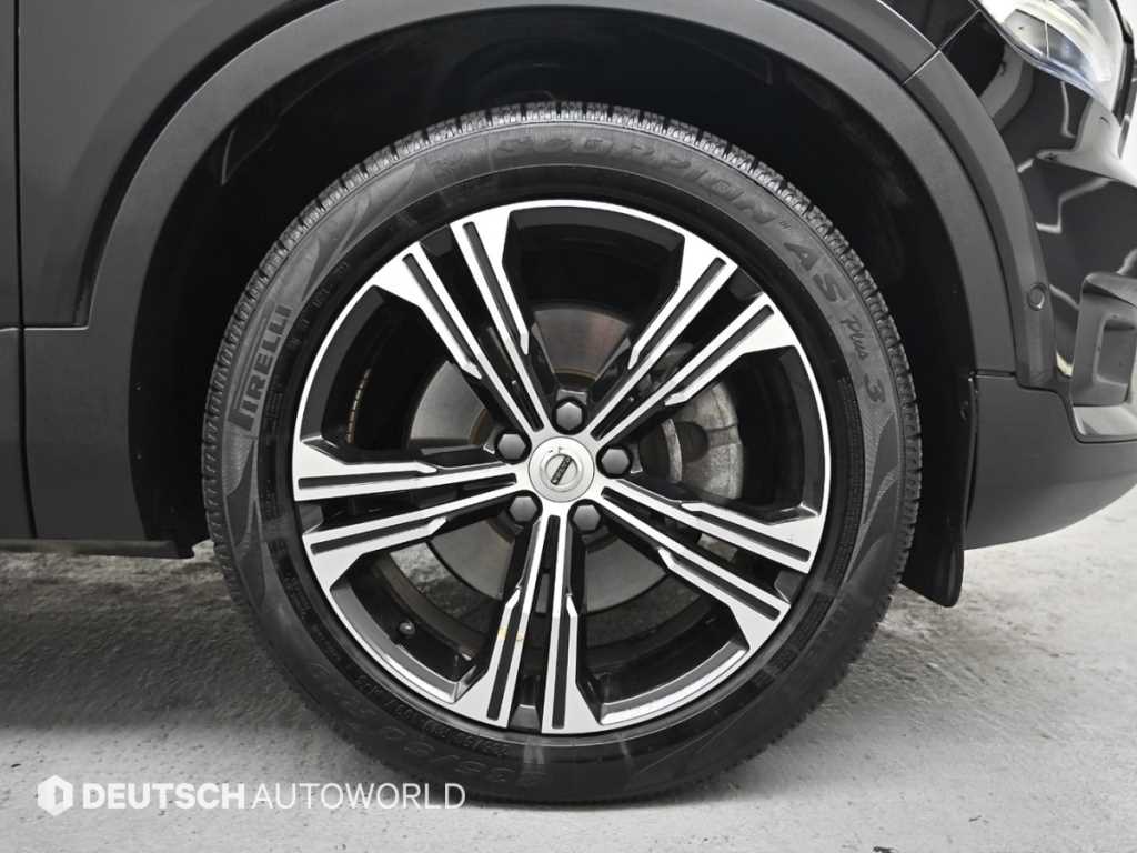 Volvo XC40 - Vista 5