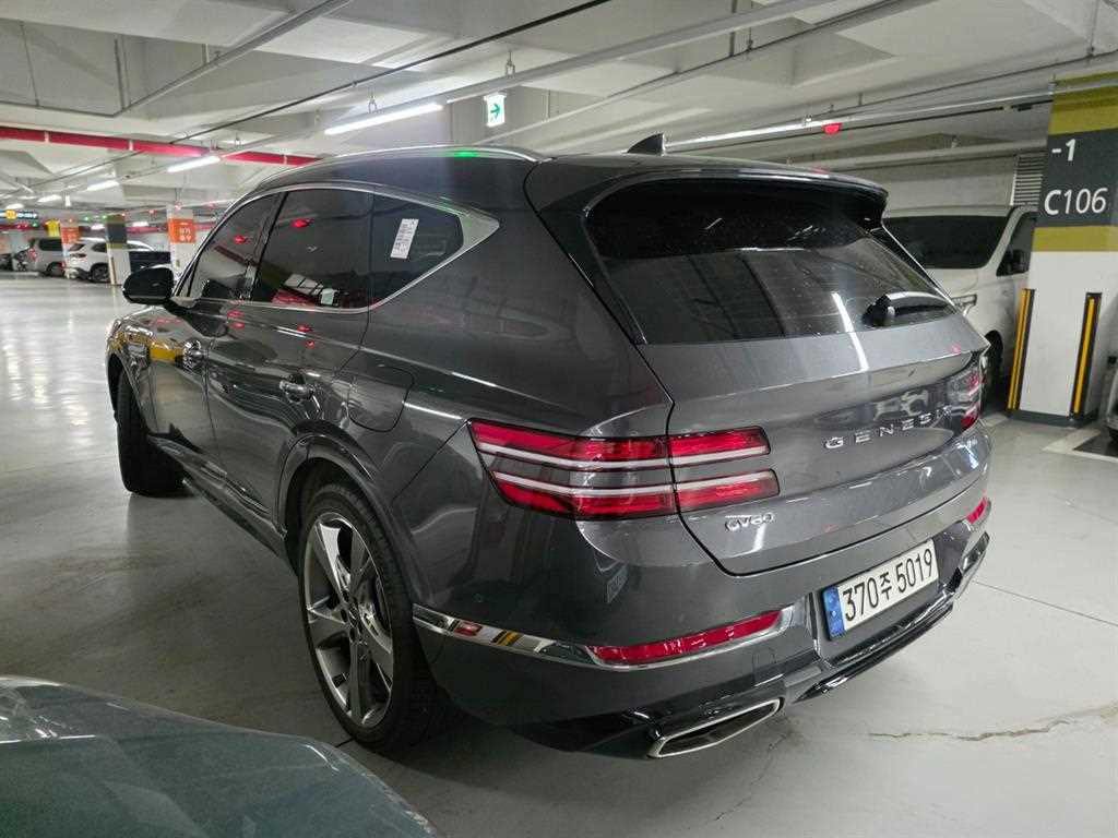 Genesis GV80 - Vista 5