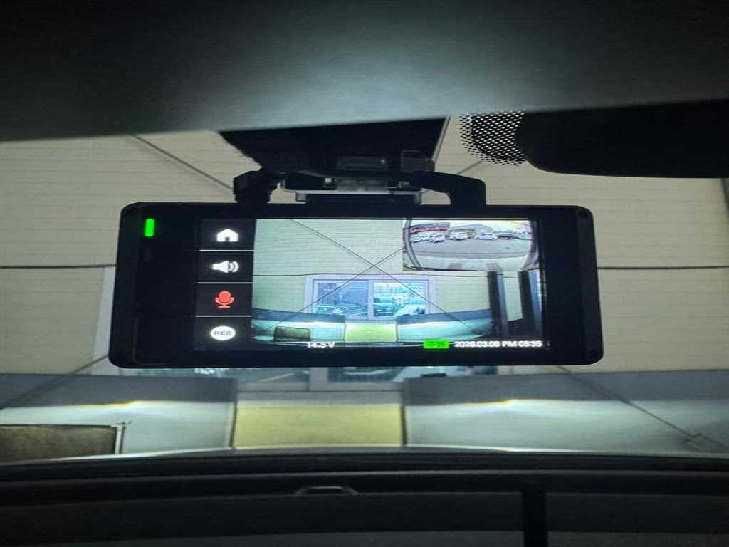 KIA Carnival - Vista 9