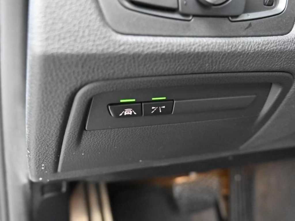 BMW 3 series 2017 Negro - Importación desde Corea - HF Imports Iquique - Foto 16