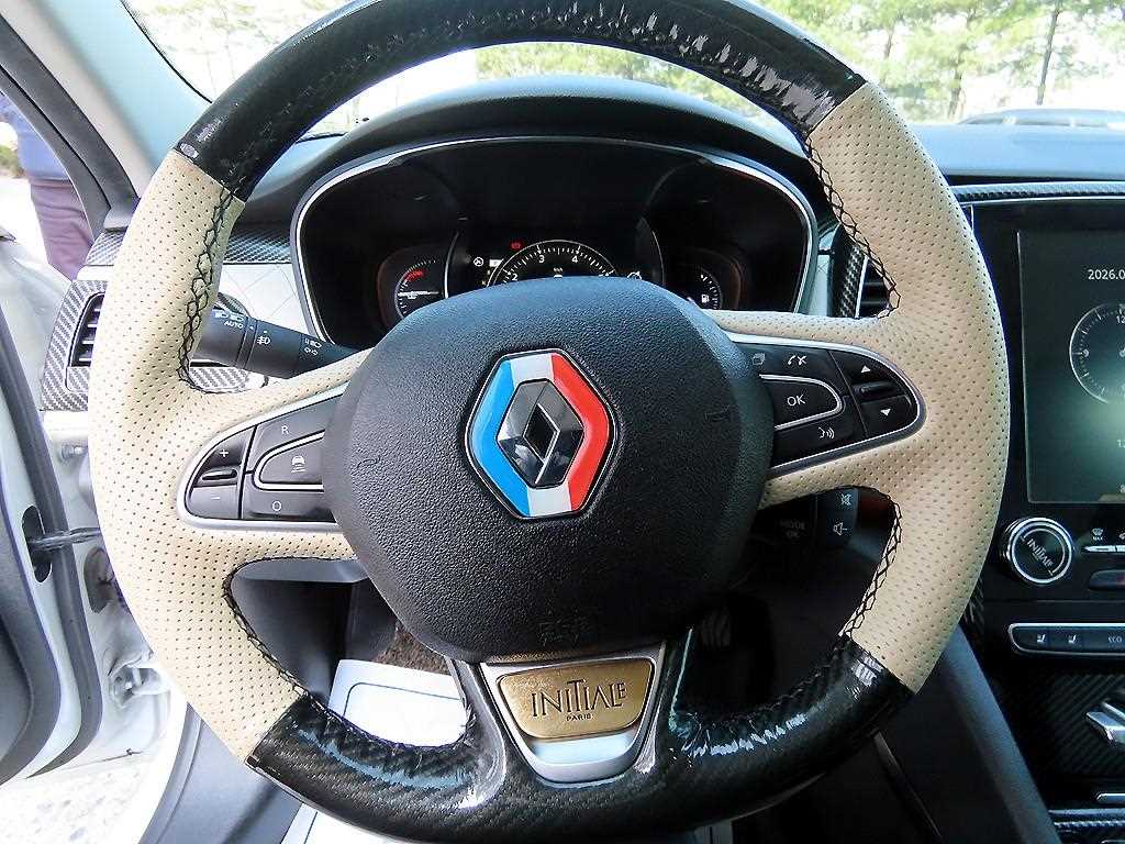 SAMSUNG SM6 - Vista 8