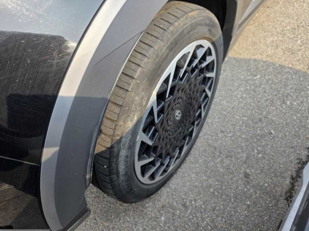 HYUNDAI Ioniq 5 - Vista 7