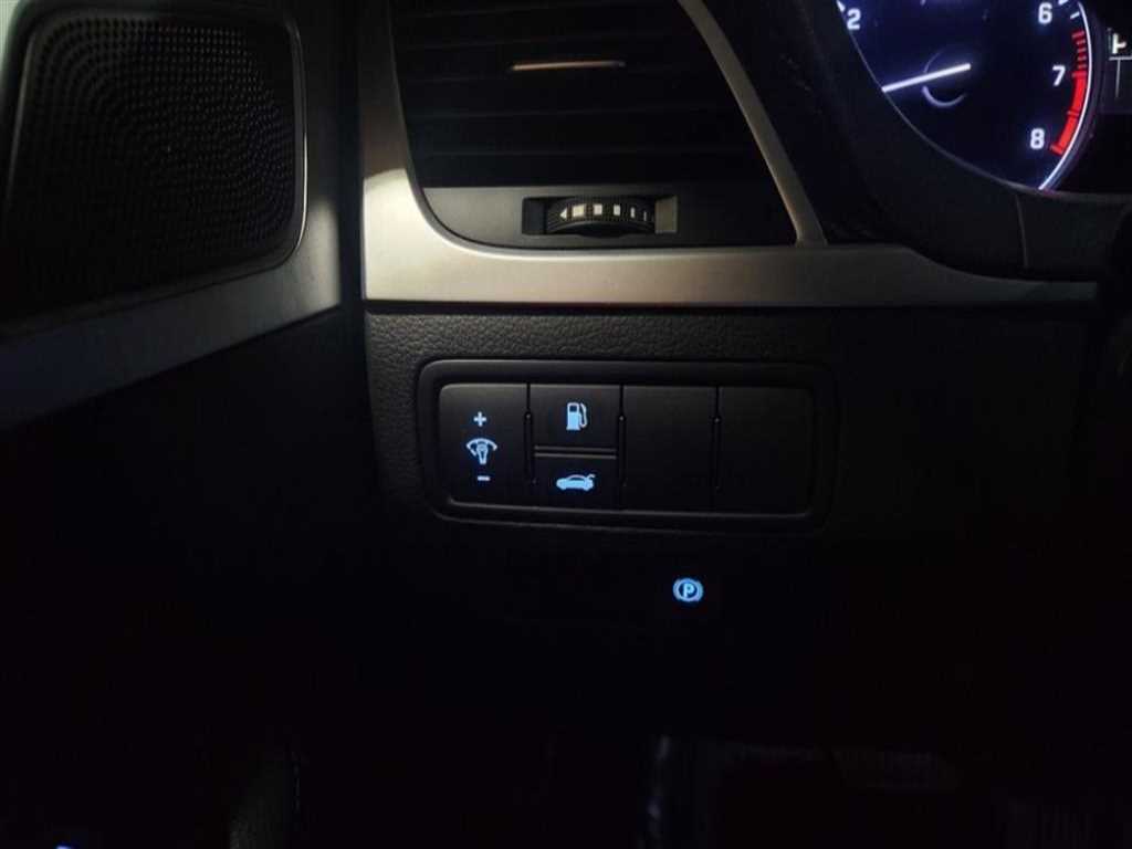 HYUNDAI Genesis 2016 Negro - Importación desde Corea - HF Imports Iquique - Foto 13