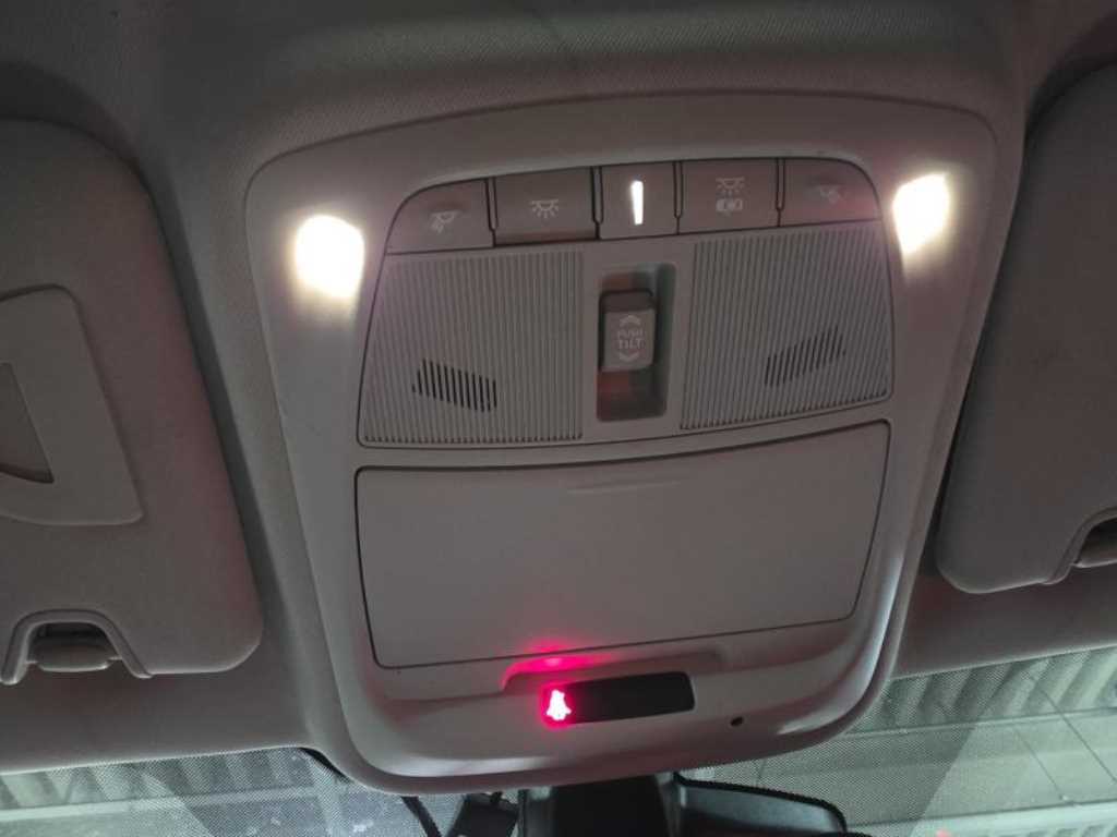 SAMSUNG QM6 - Vista 12