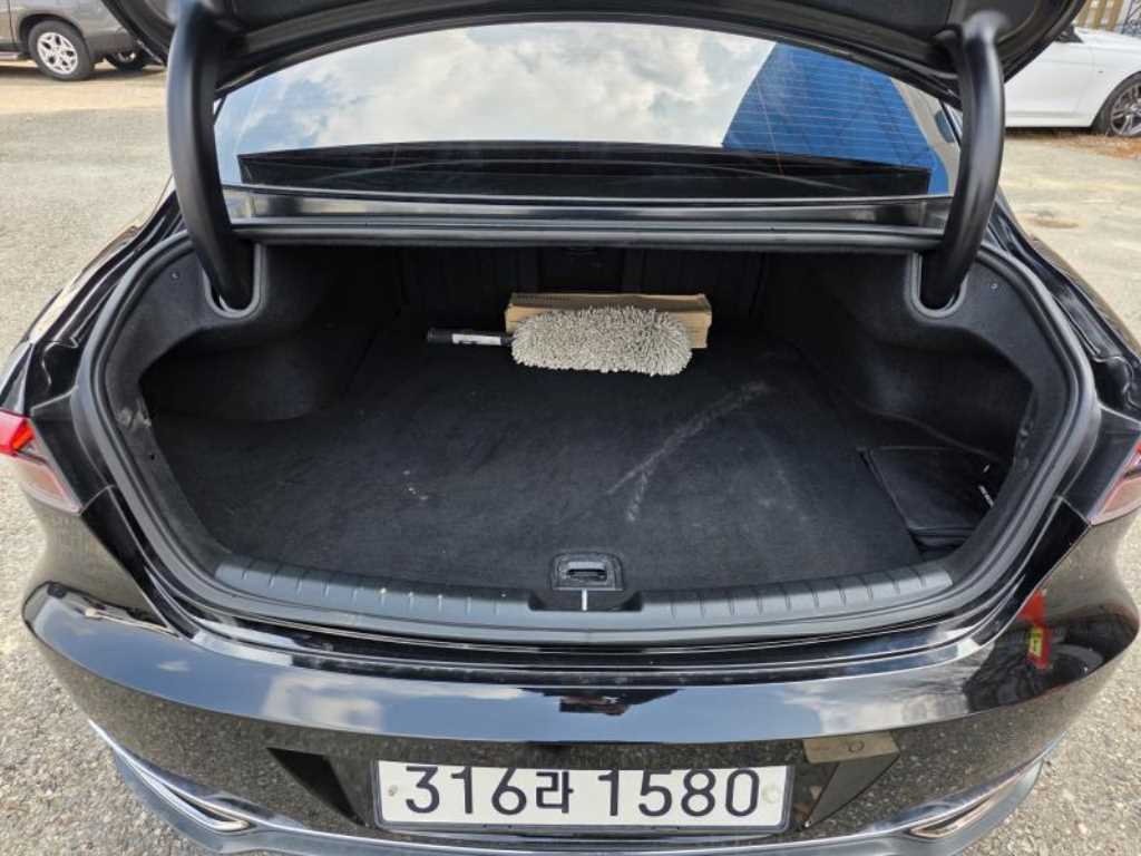 HYUNDAI Grandeur - Vista 8