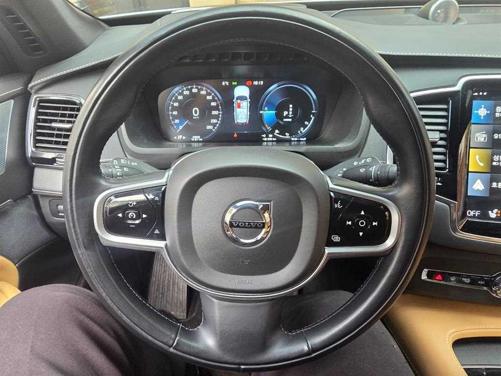 Volvo XC90 - Vista 11