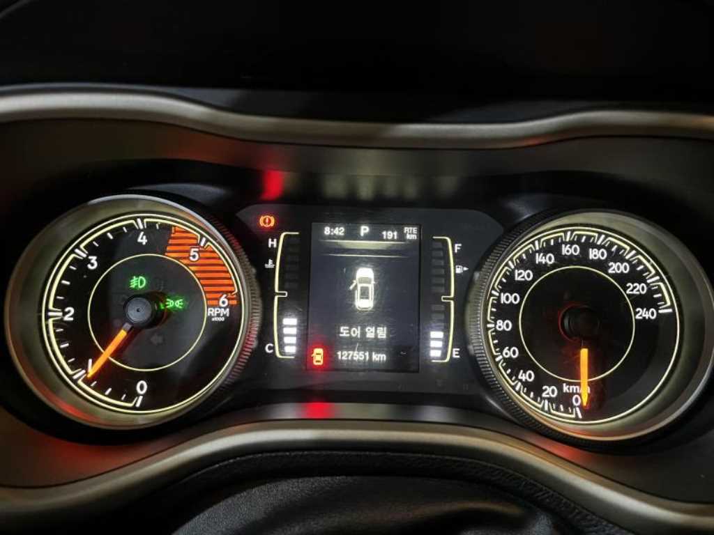 Jeep Cherokee - Vista 10