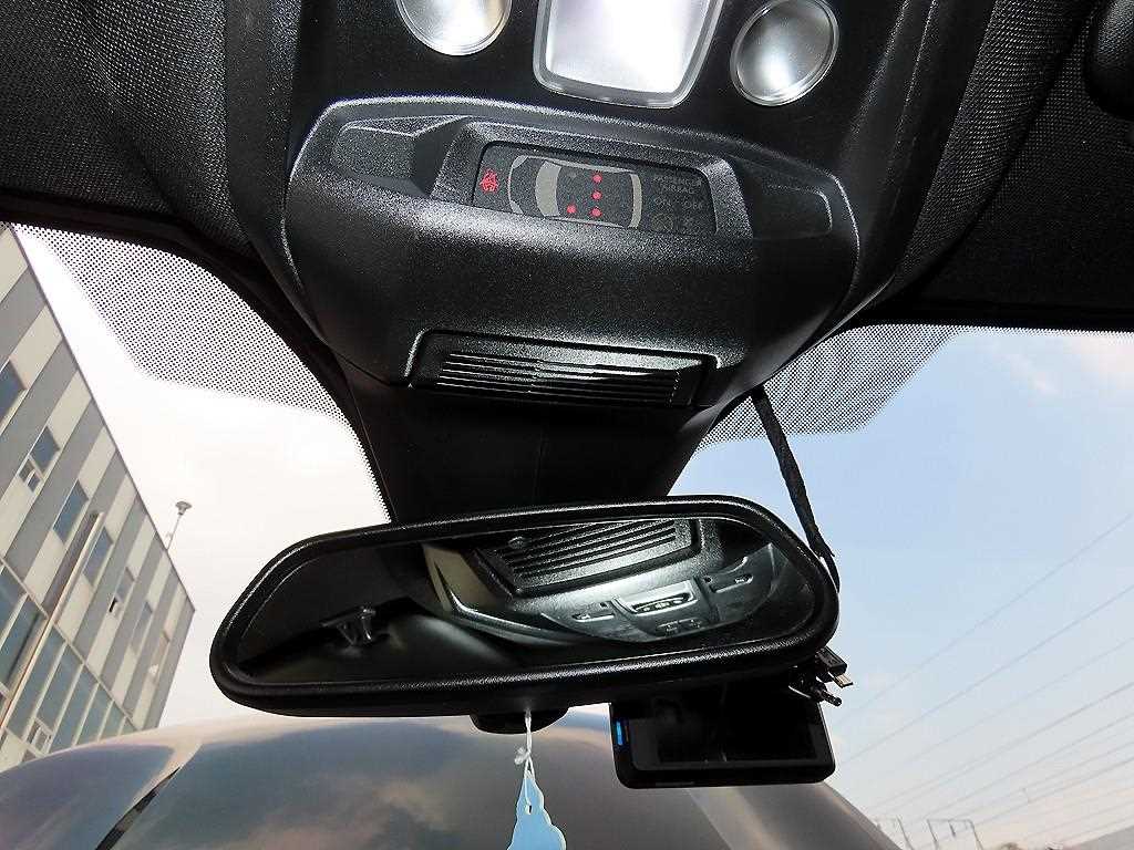 Peugeot 3008 2020 Negro - Importación desde Corea - HF Imports Iquique - Foto 14