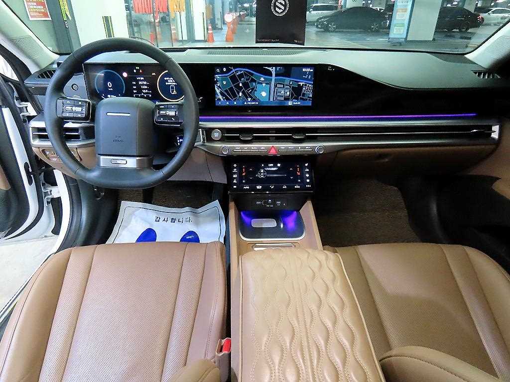 HYUNDAI Grandeur - Vista 10