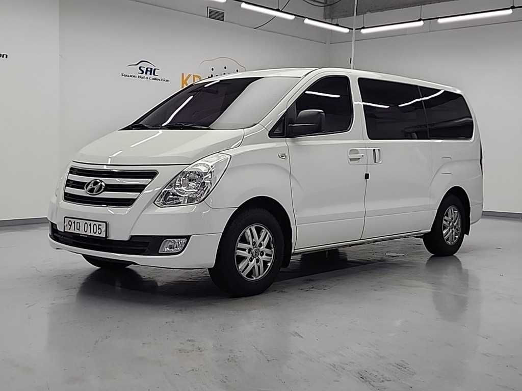HYUNDAI Starex 2017 Blanco - Importación desde Corea - HF Imports Iquique - Foto 1