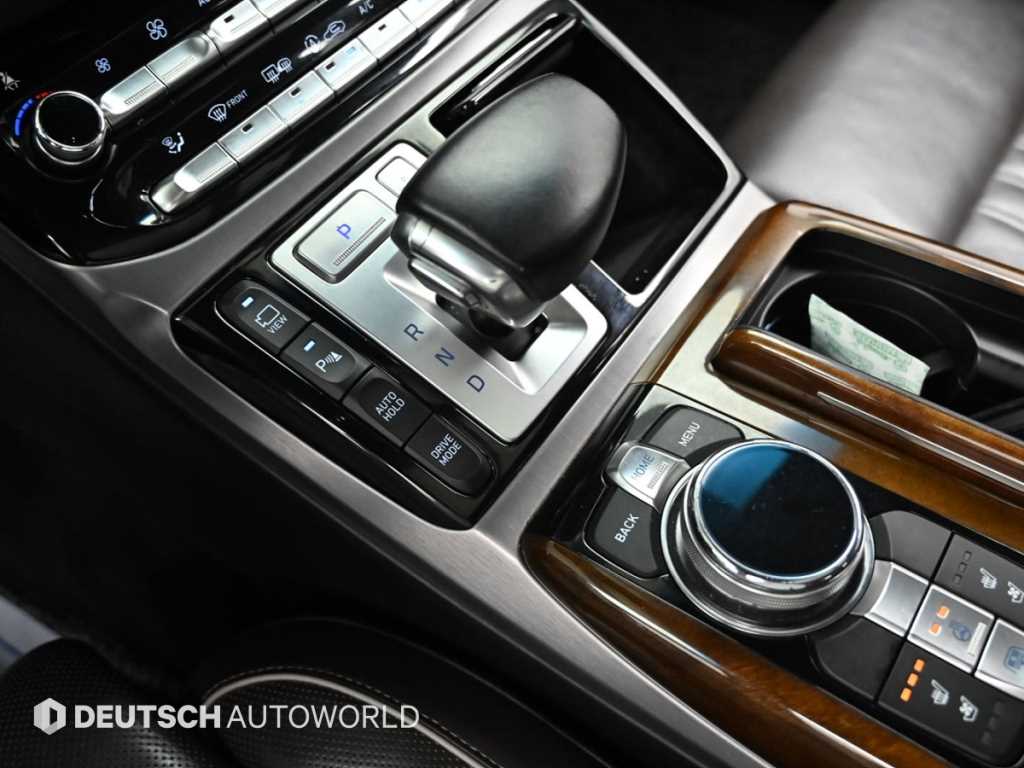 Genesis EQ900 - Vista 9