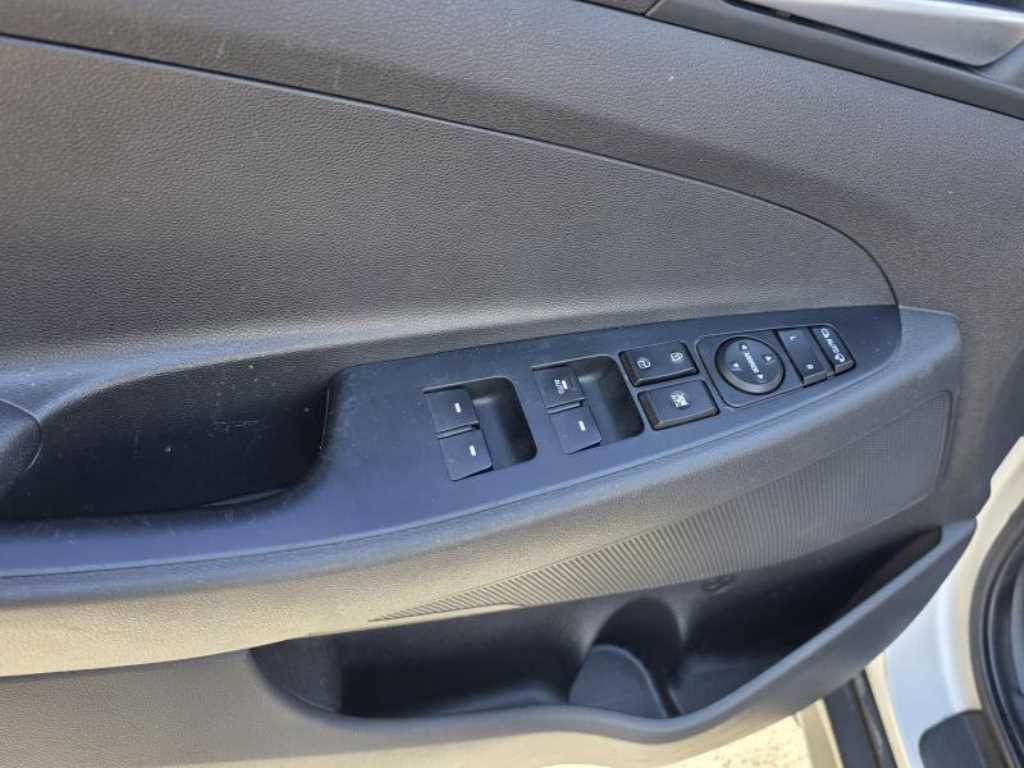 HYUNDAI Tucson - Vista 11