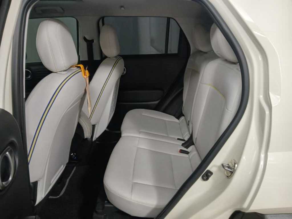 HYUNDAI Casper - Vista 8