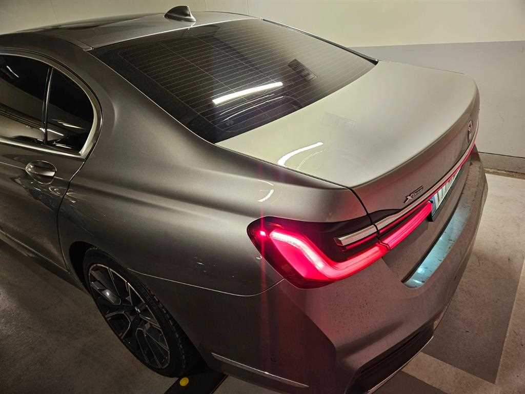 BMW 7 Series - Vista 6