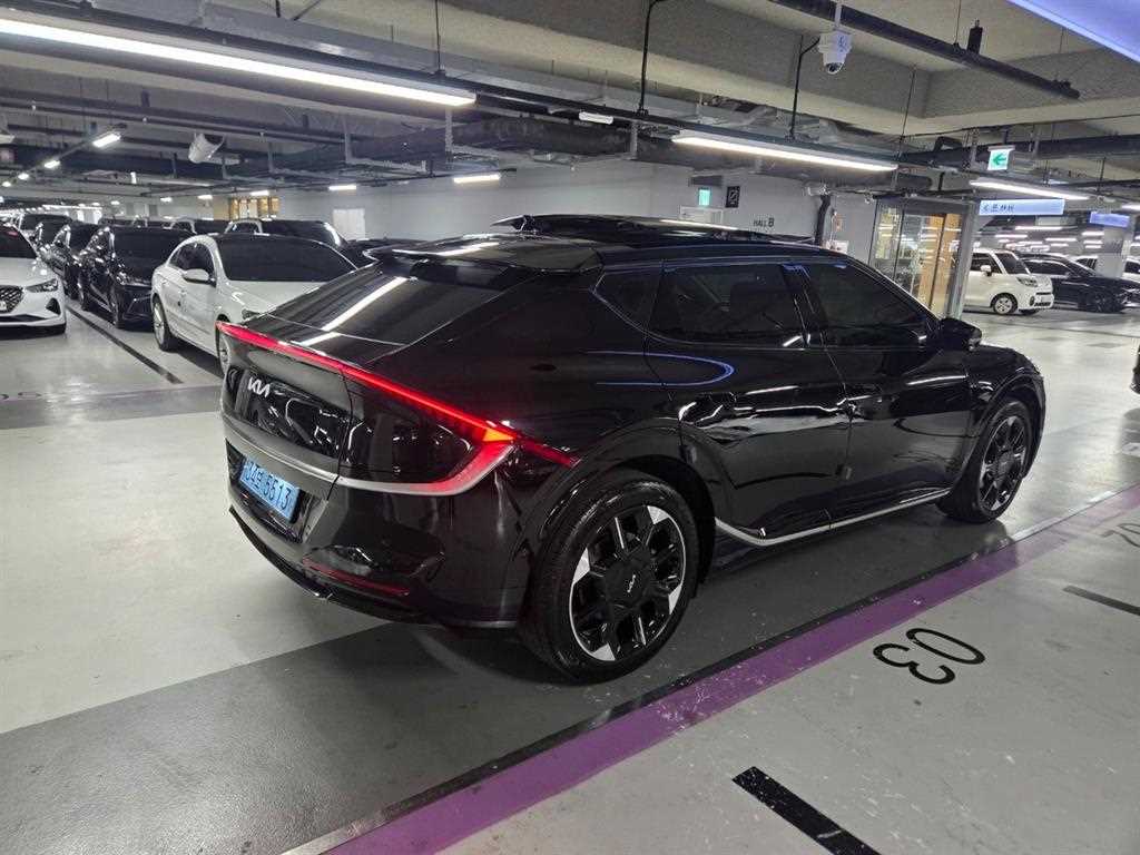 KIA EV6 - Vista 4