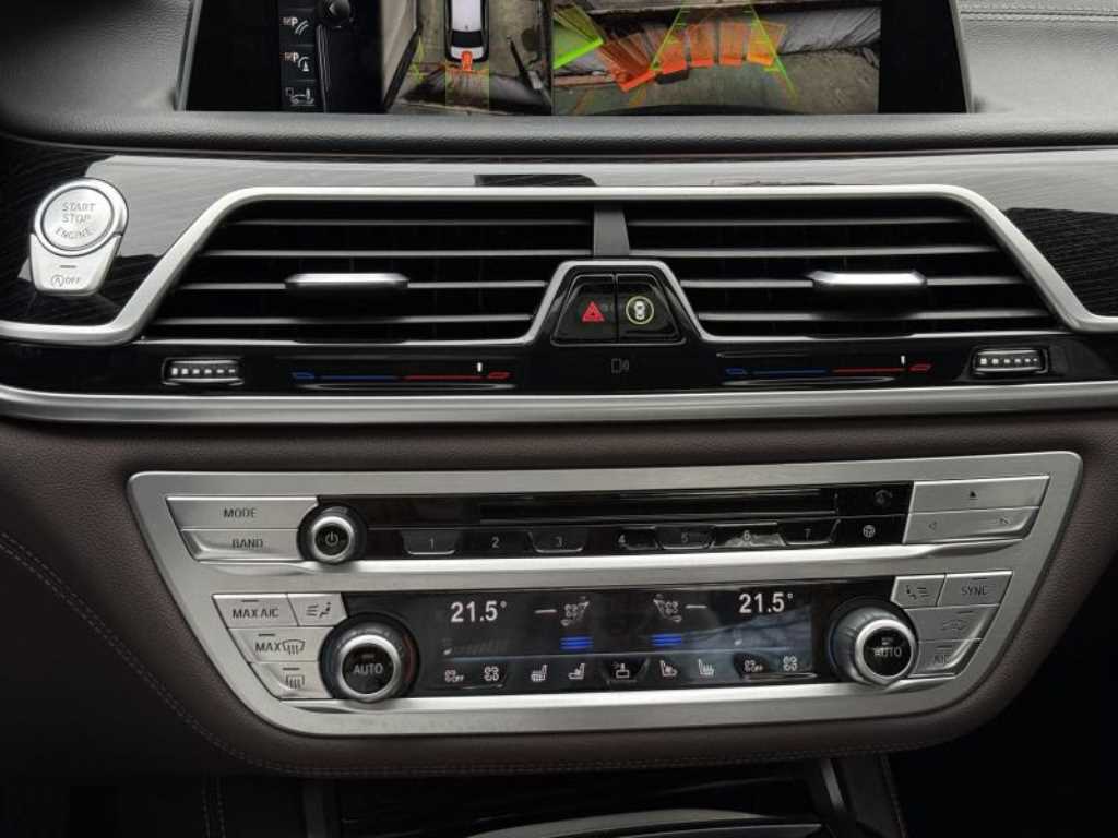 BMW 7 Series - Vista 11