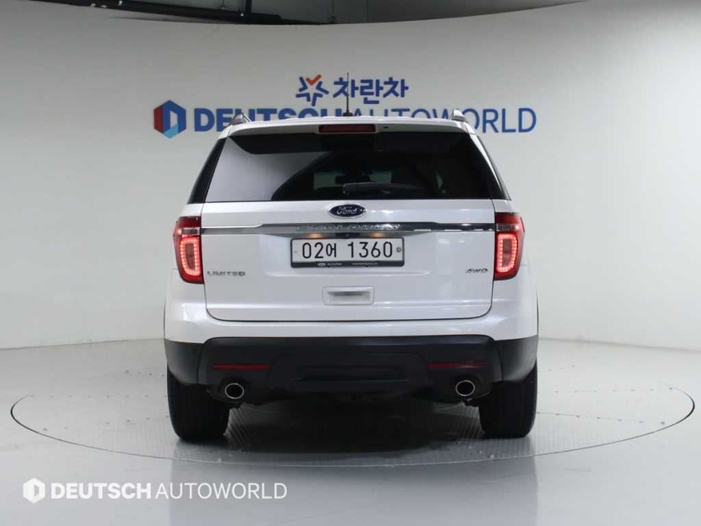 Ford Explorer - Vista 4