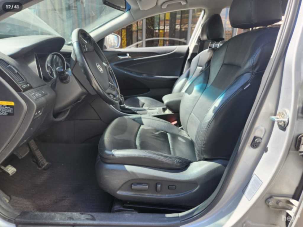 HYUNDAI Sonata - Vista 7