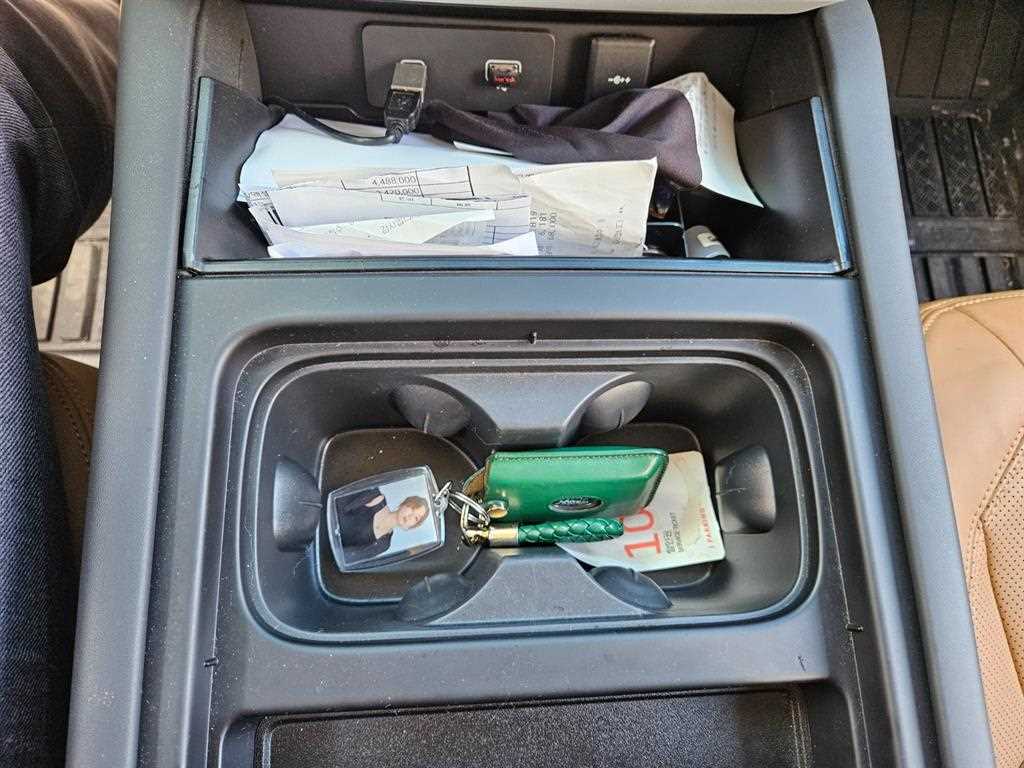 Land Rover Defender 2023 Blanco - Importación desde Corea - HF Imports Iquique - Foto 15