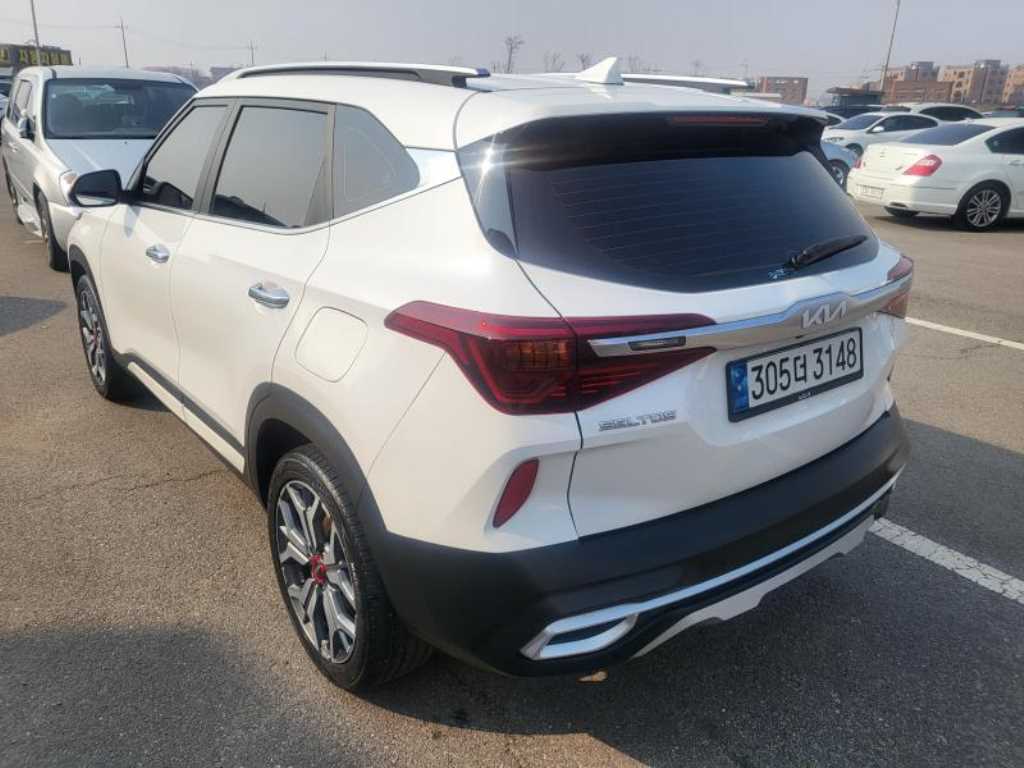 KIA Seltos - Vista 7