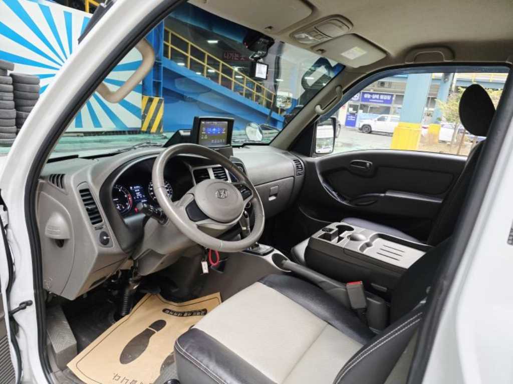 Small Truck Top_Wingbody 2023 Blanco - Importación desde Corea - HF Imports Iquique - Foto 14