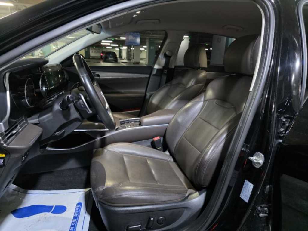 HYUNDAI Grandeur - Vista 8