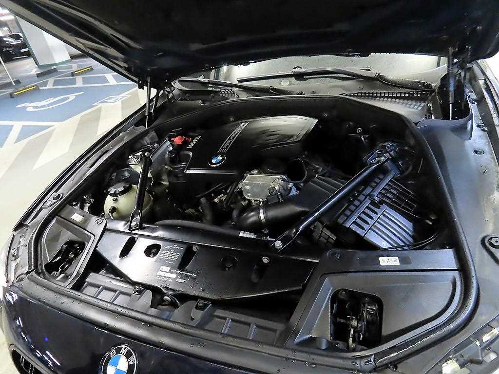 BMW 5 Series 2014 Azul - Importación desde Corea - HF Imports Iquique - Foto 19