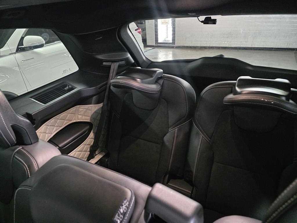 Volvo XC90 - Vista 11