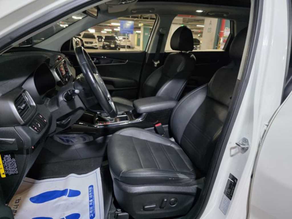 KIA Sorento - Vista 7
