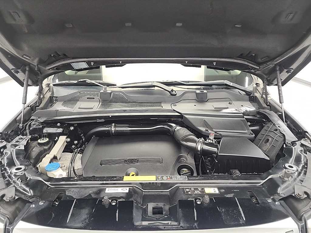 Land Rover Discovery Sports - Vista 5