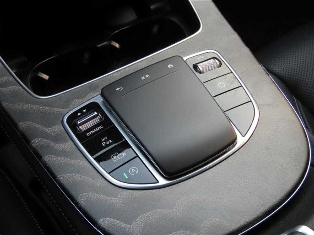 Mercedes Benz E class - Vista 6