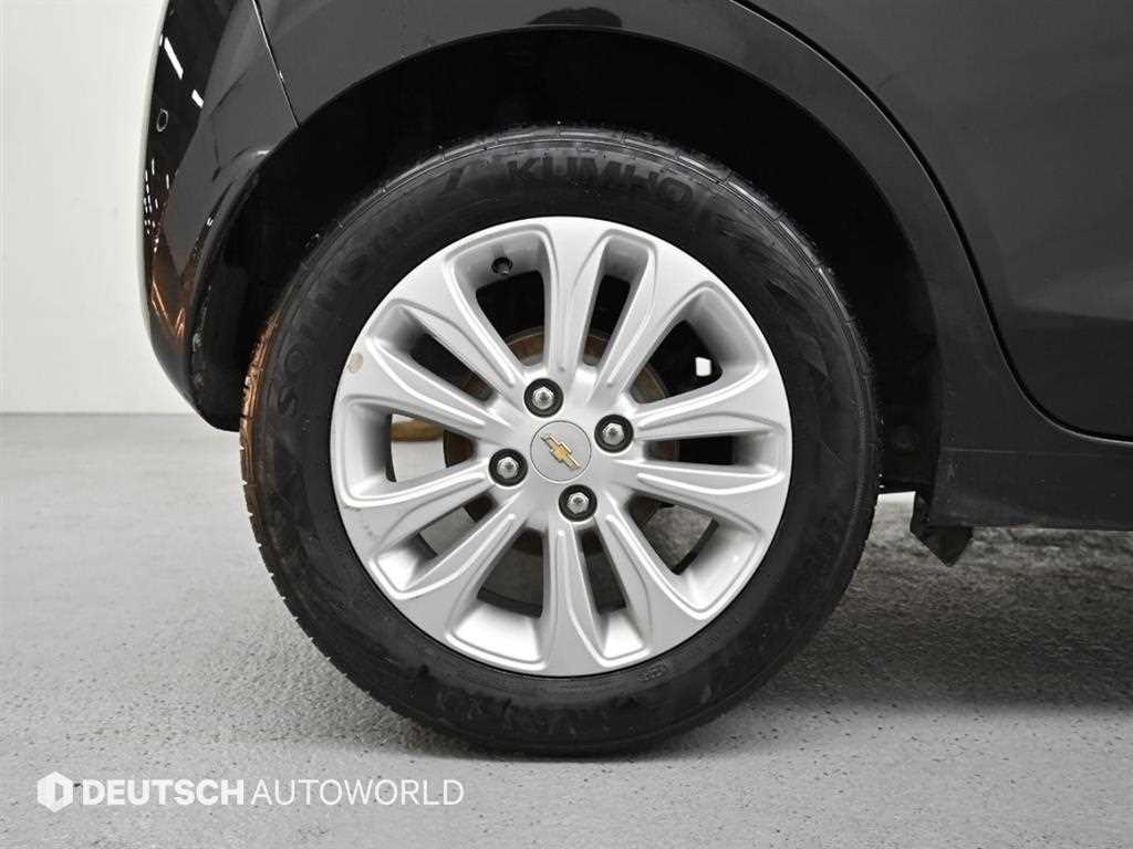 Chevrolet Spark - Vista 5