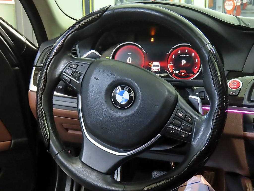 BMW 5 Series - Vista 8