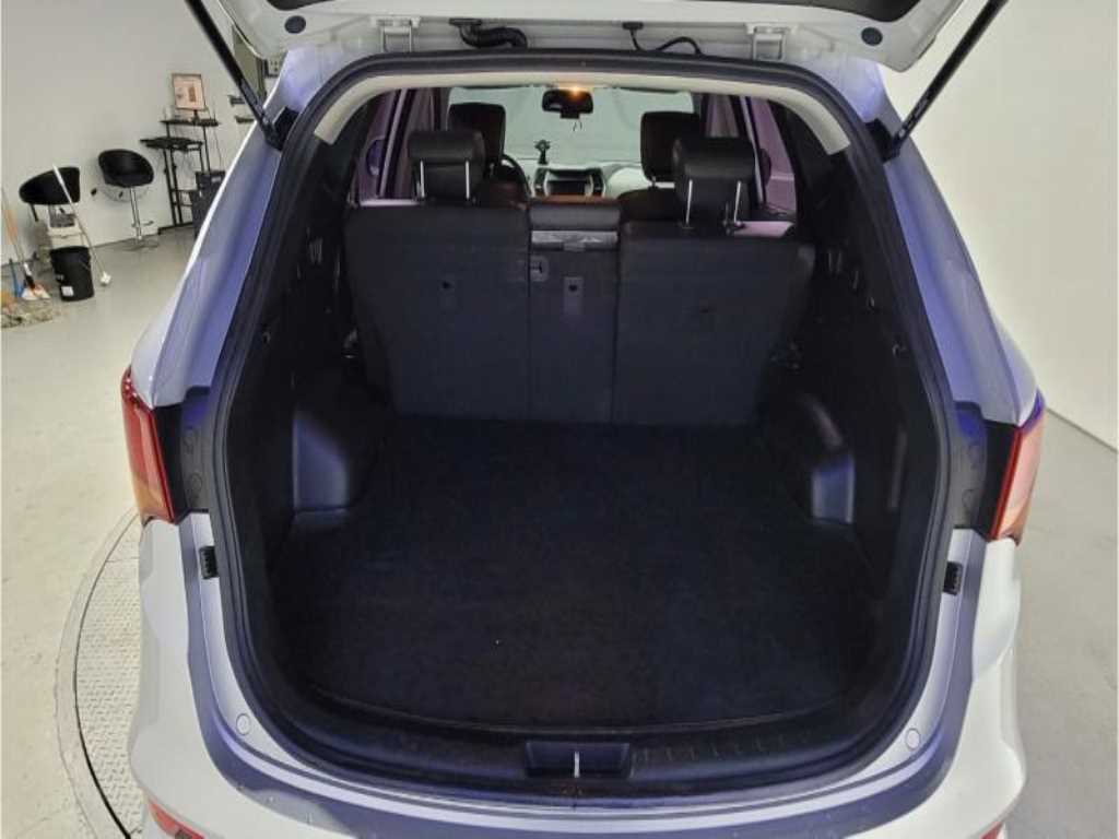 HYUNDAI Santa Fe - Vista 9