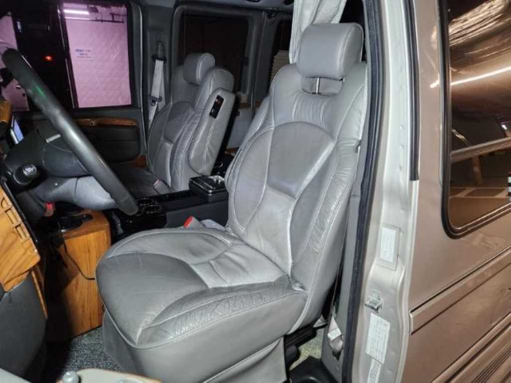 Chevrolet Express van - Vista 7