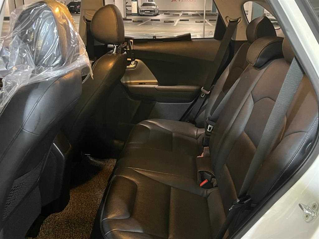 KIA Niro - Vista 9